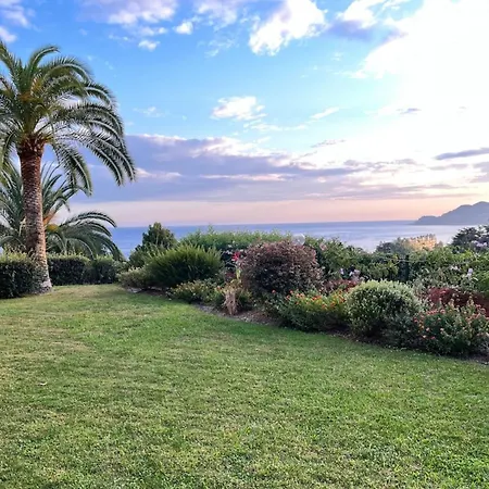 Le Seaview - Calm - Pool - Farniente - Sea View Apartment