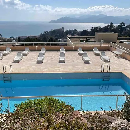דירה Le Seaview - Calm - Pool - Farniente - Sea View קאן